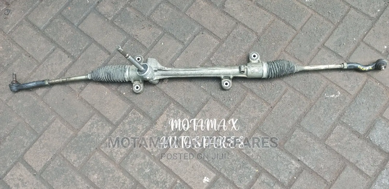 Toyota Noah ZRR80 Steering Rack