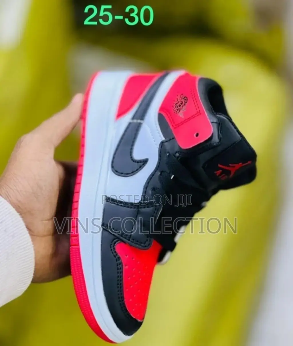 Kids Jordan 1 Sneakers