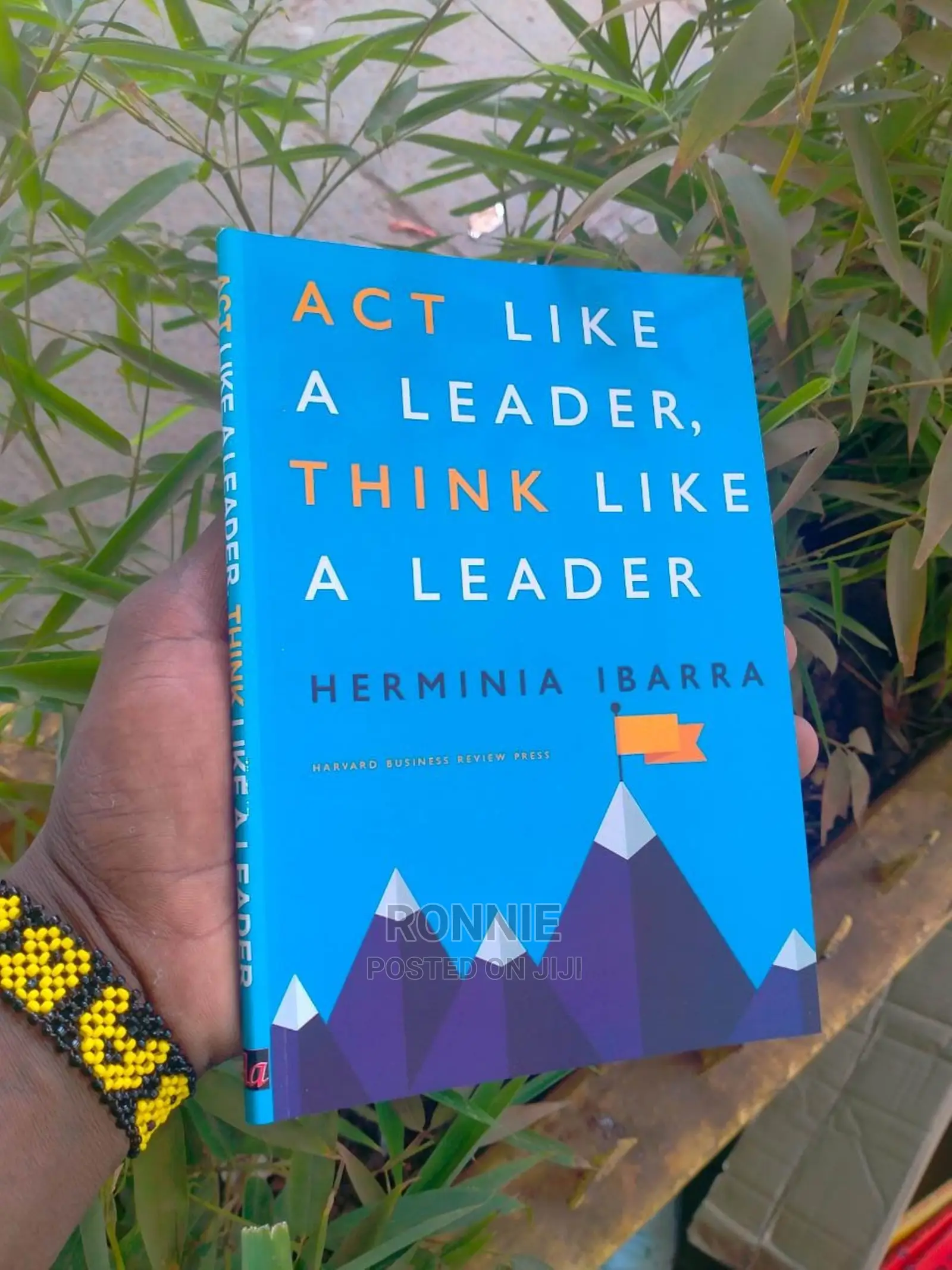 Act Like a Leader, Think Like a Leader Book by Hermania Ibar