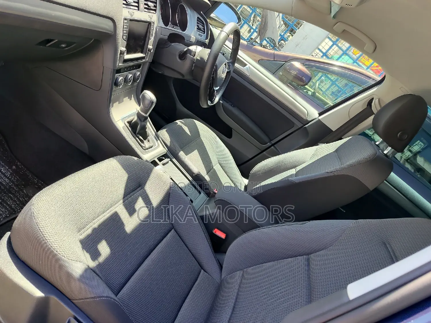 Volkswagen Golf 2016 Blue
