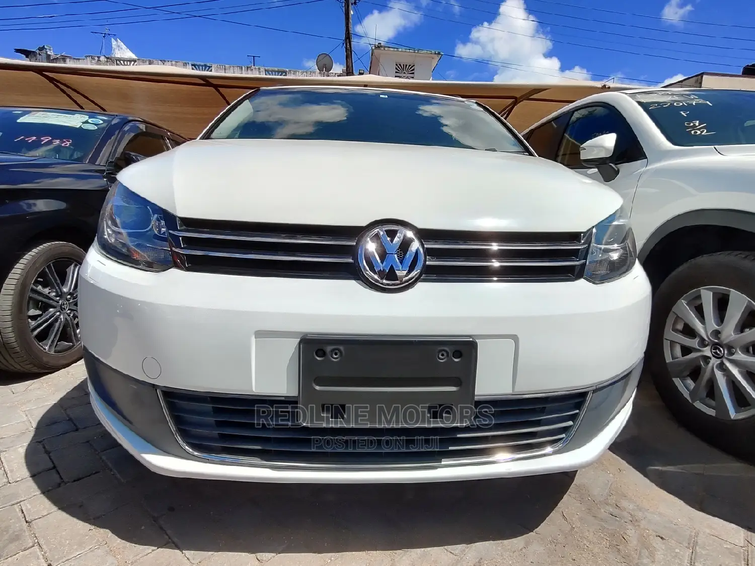 Volkswagen Touran 2016 White