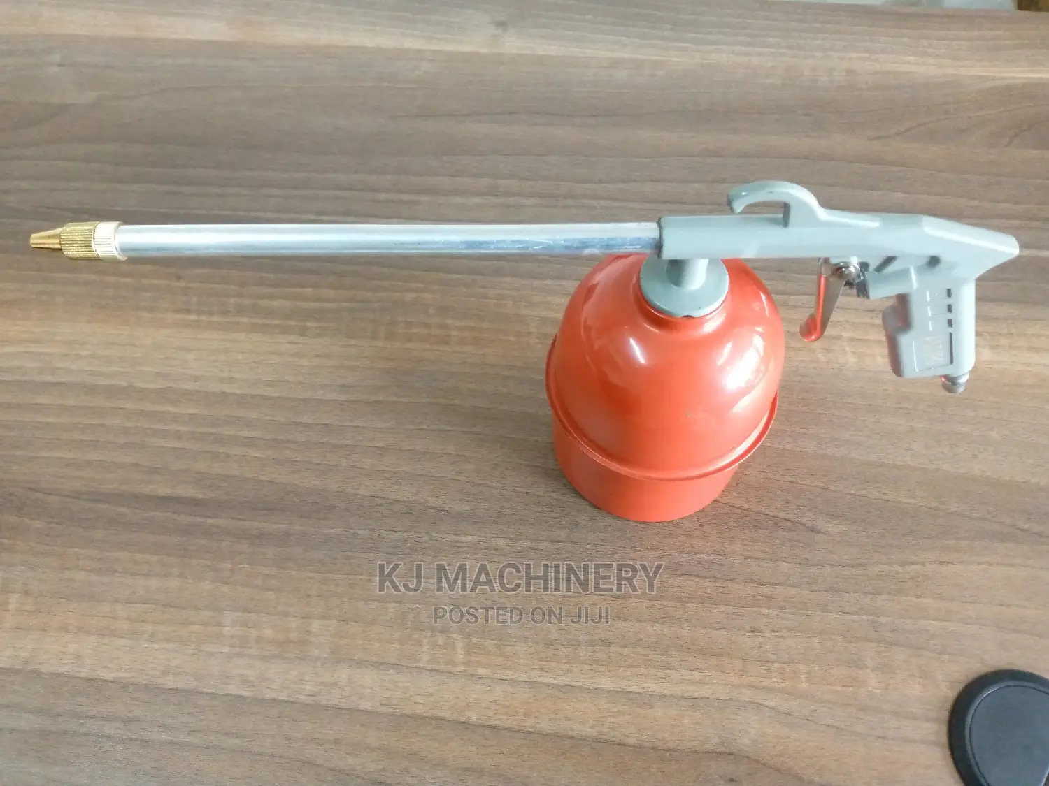 Red Pot Spray Gun
