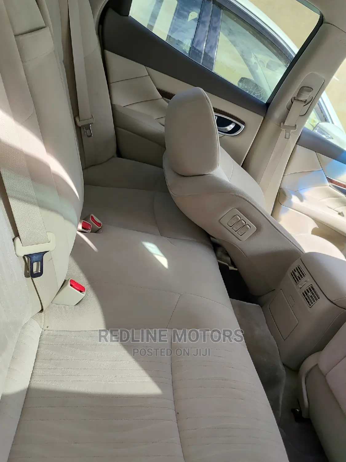 Nissan Fuga 2016 Silver
