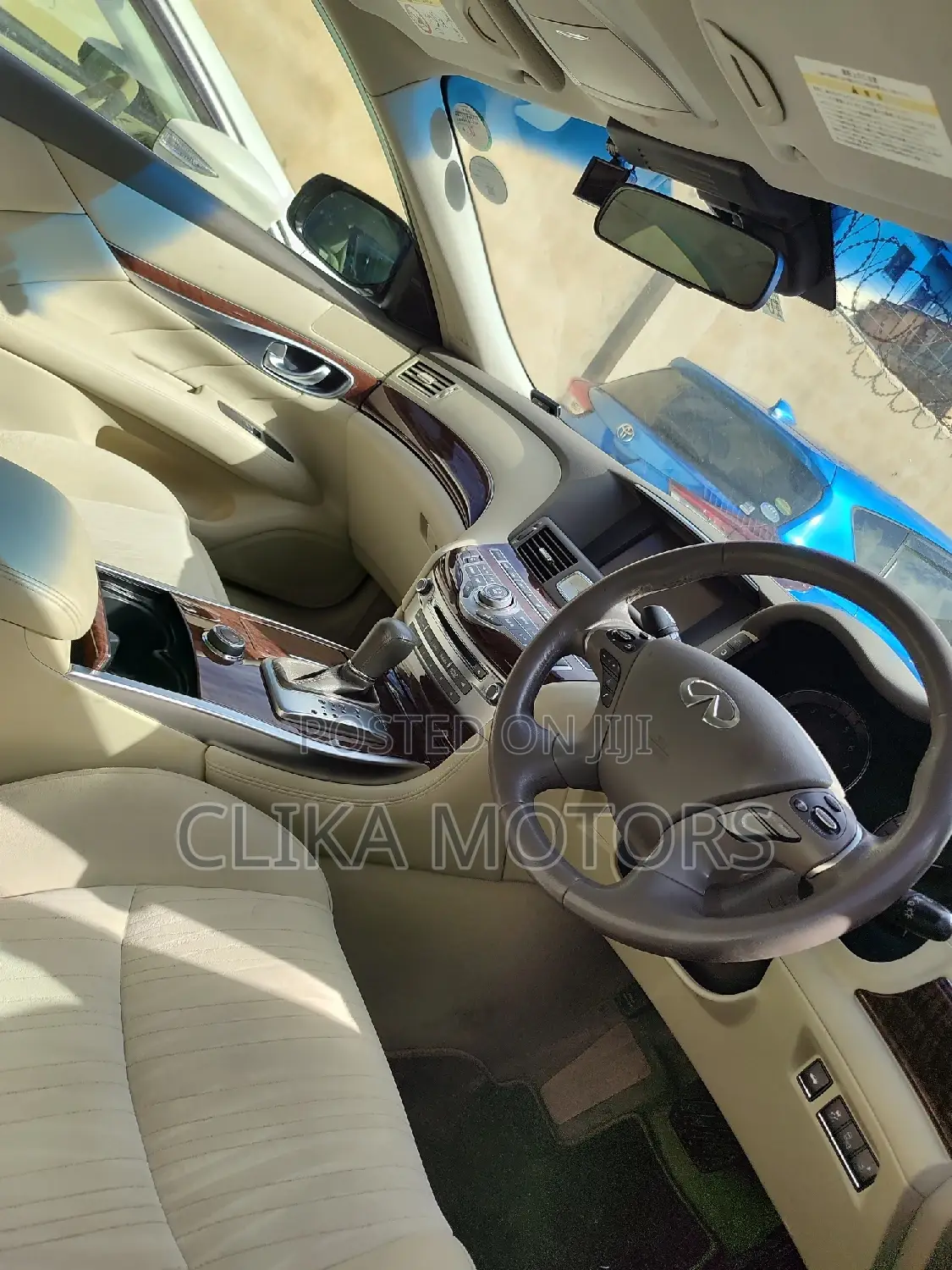 Nissan Fuga 2016 Silver