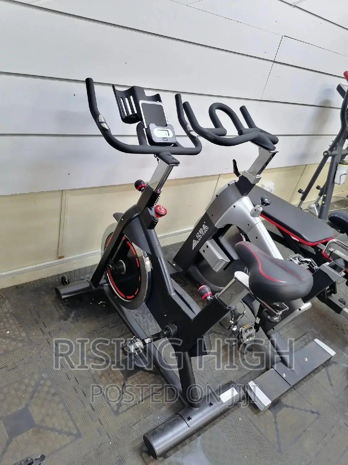 Heavy-Duty Commercial Spinning Bikes.