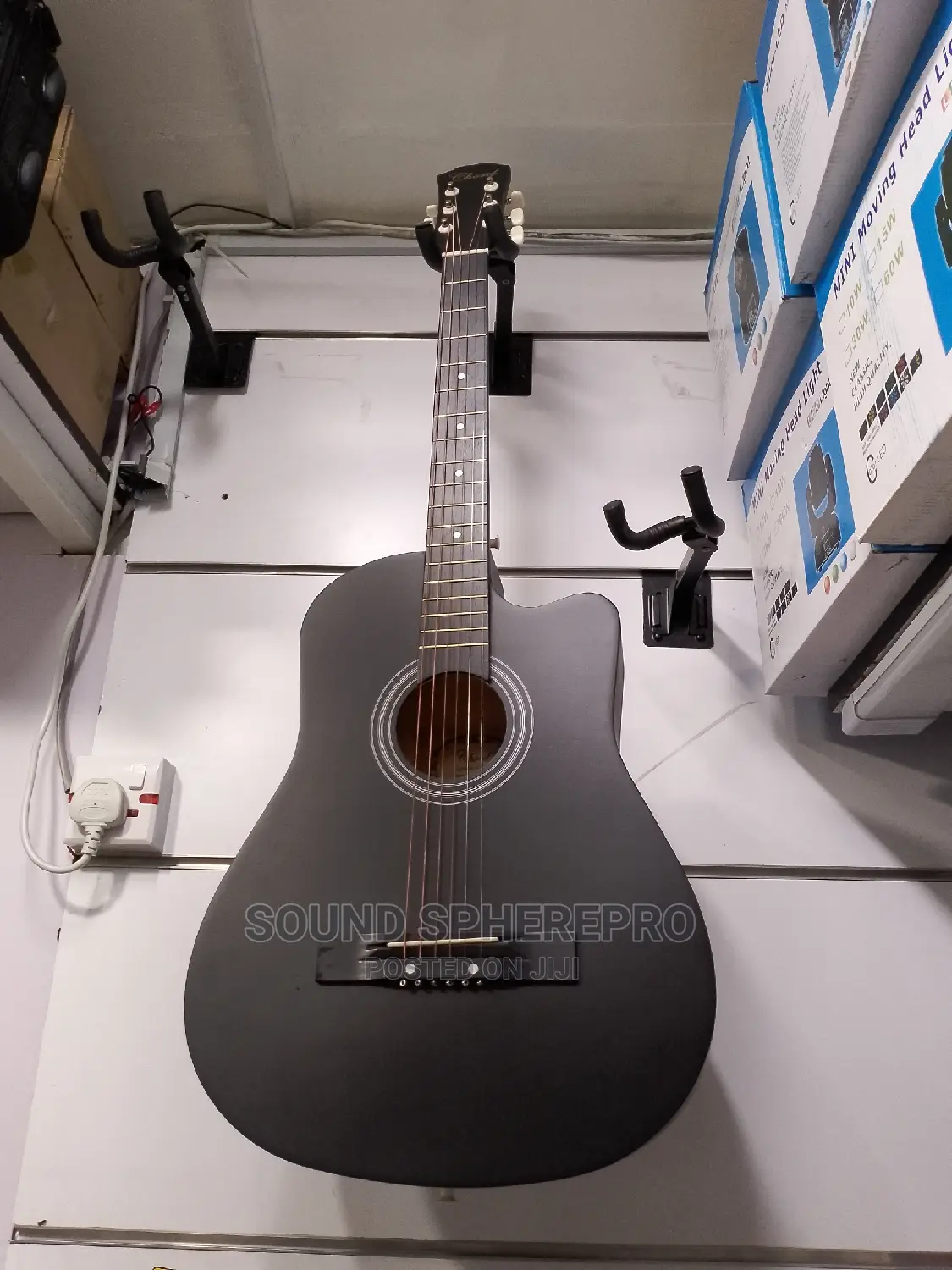Acoustic Guitar Size 38