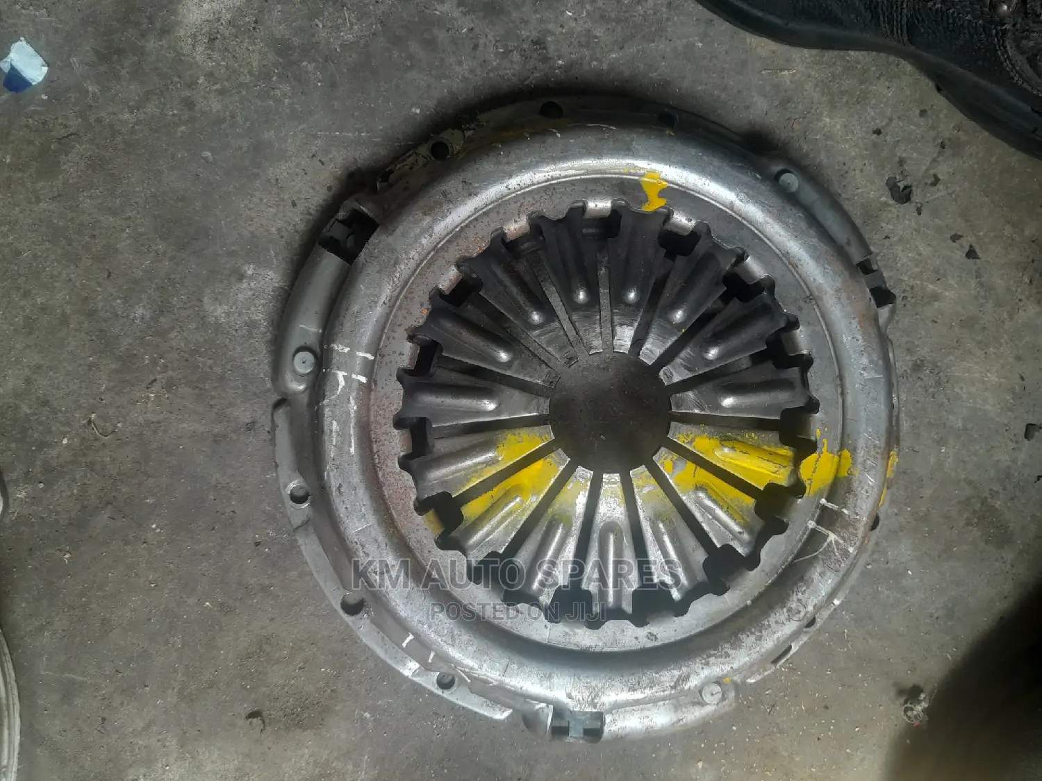 Toyota 1KZ Pressure Plate for Prado, Hilux, Hiace, Fortuner.