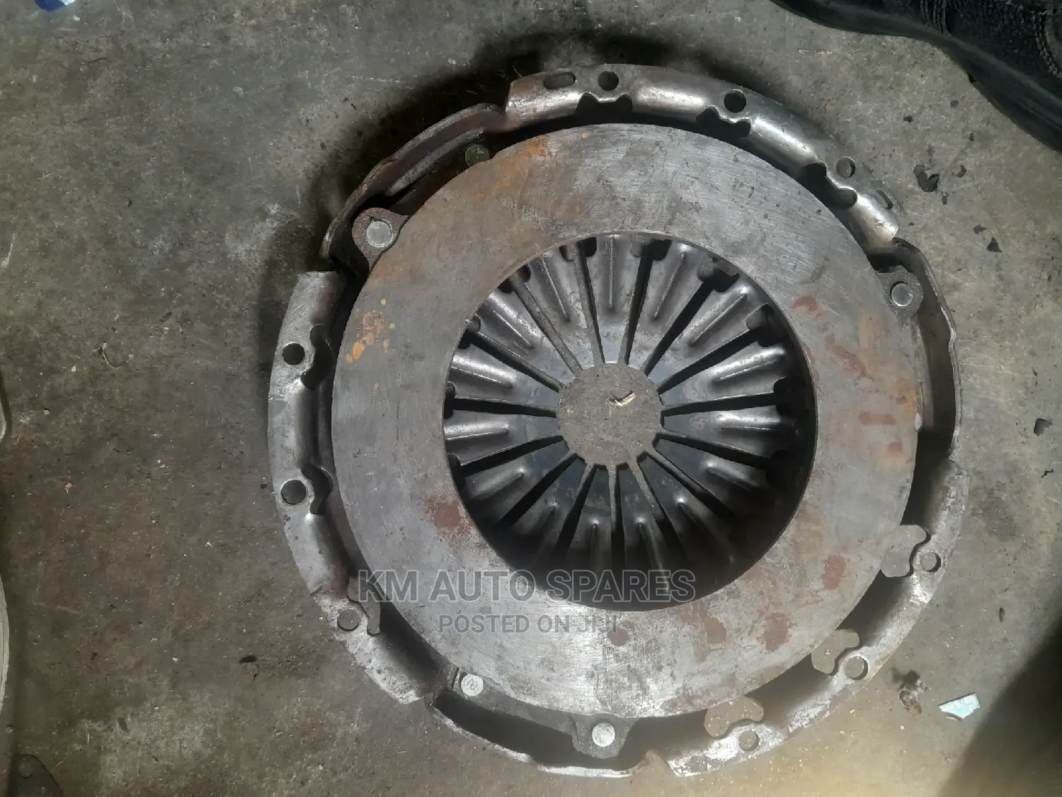 Toyota 1KZ Pressure Plate for Prado, Hilux, Hiace, Fortuner.