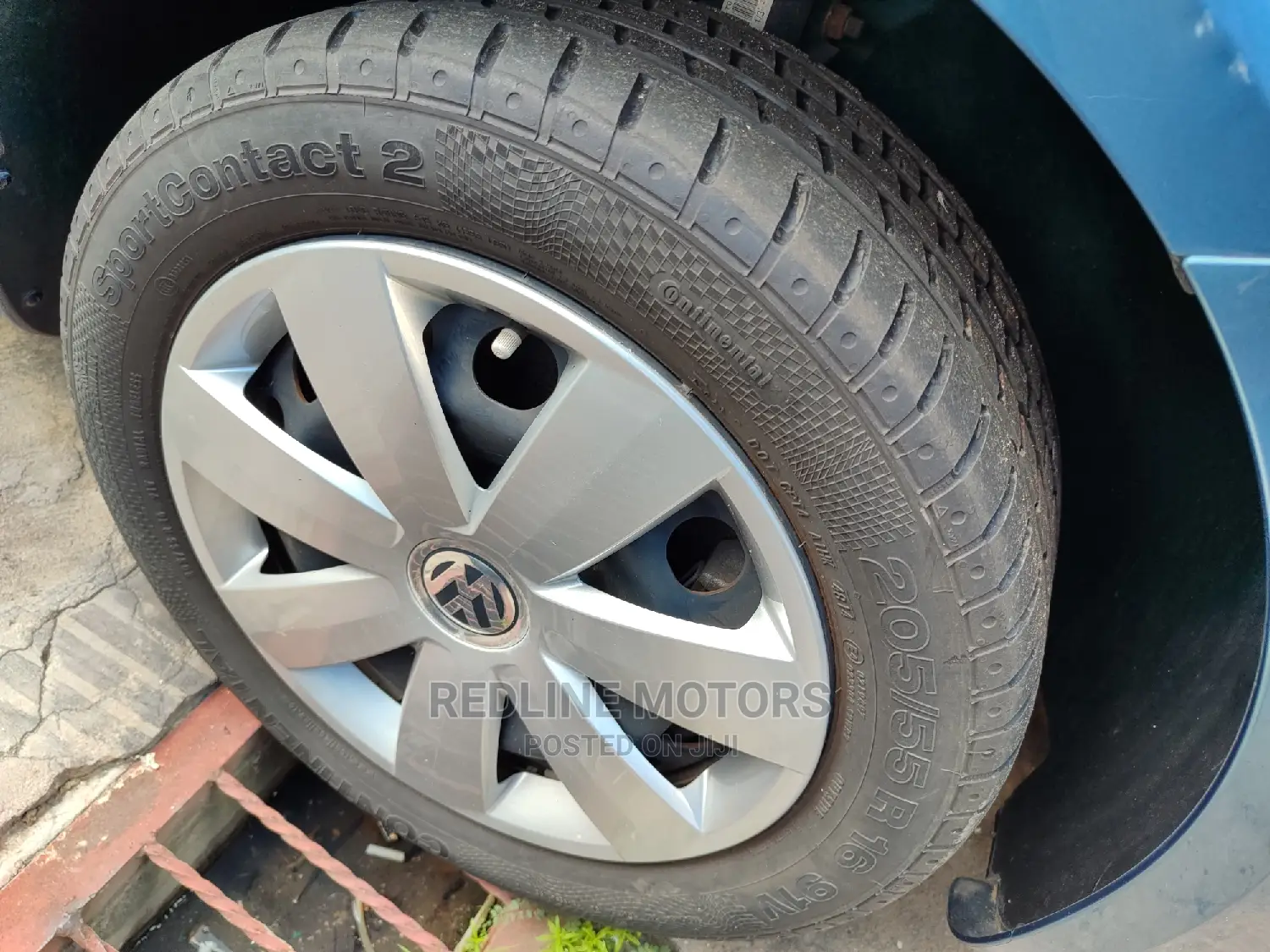 Volkswagen Touran 2016 Blue