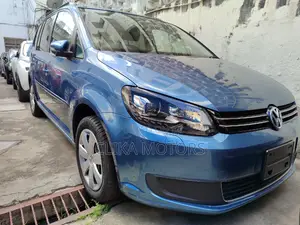 Volkswagen Touran 2016 Blue