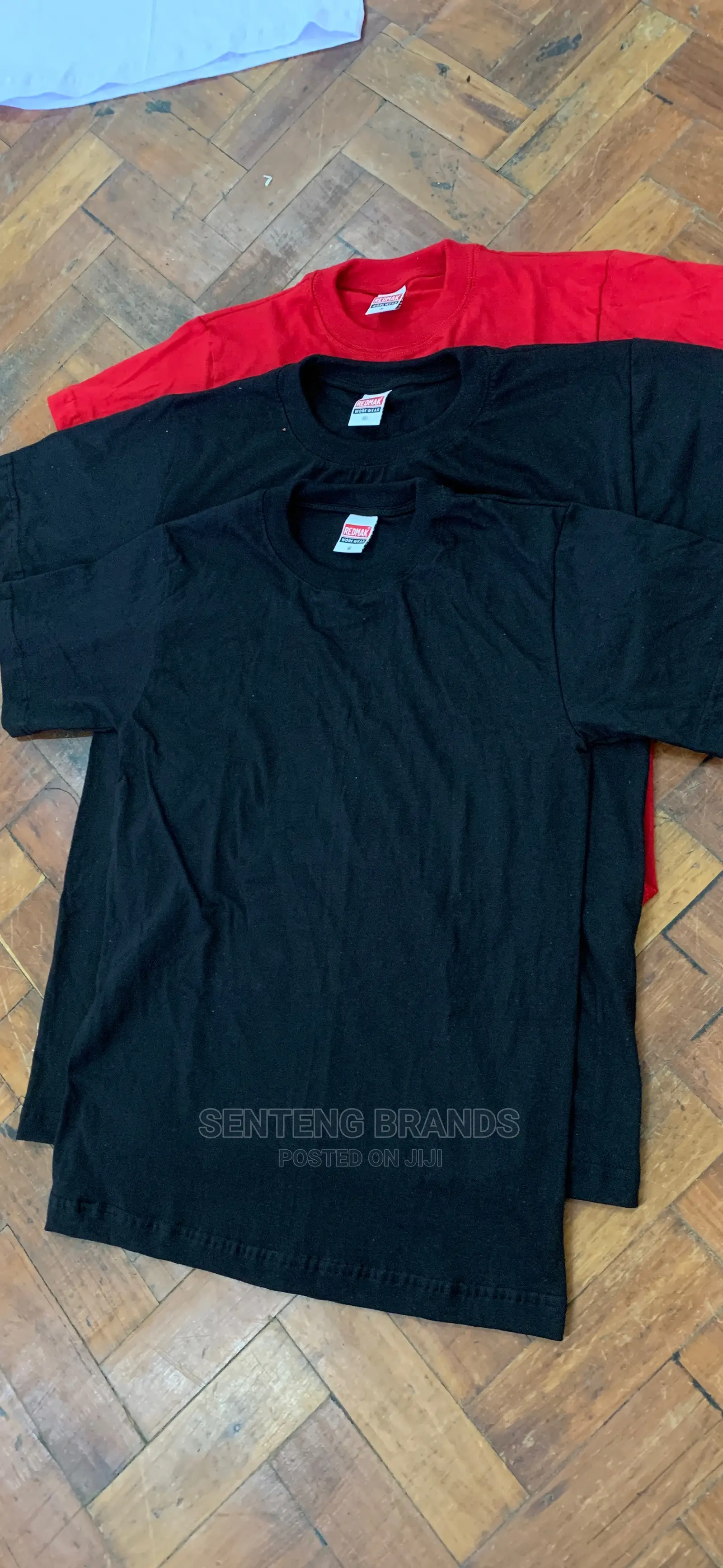 Black Plain Tshirts in Bulk