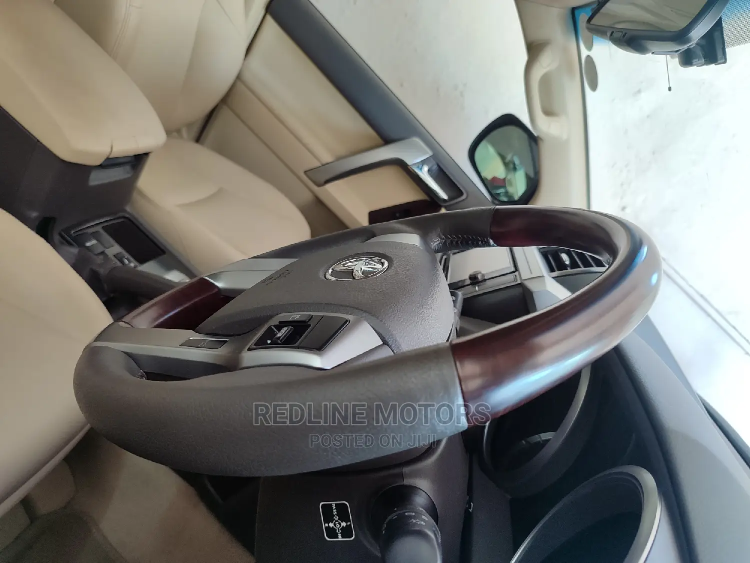 Toyota Land Cruiser Prado 2016 Red