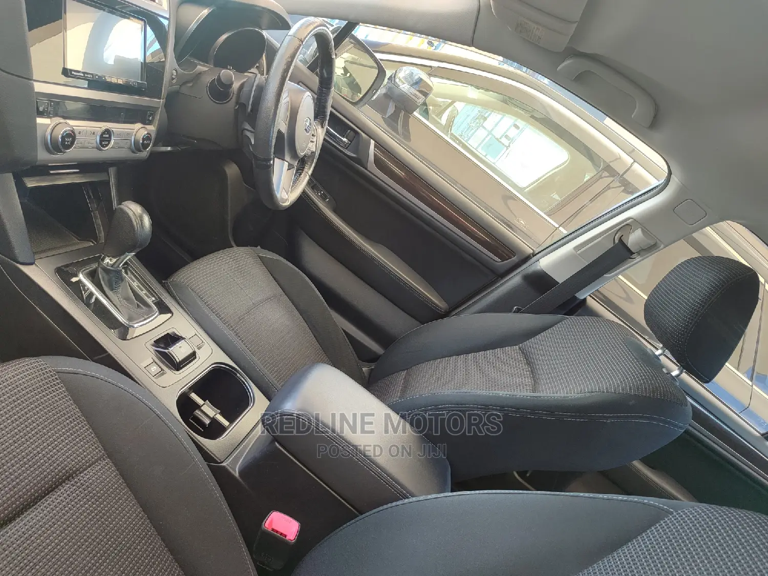 Subaru Legacy 2016 White