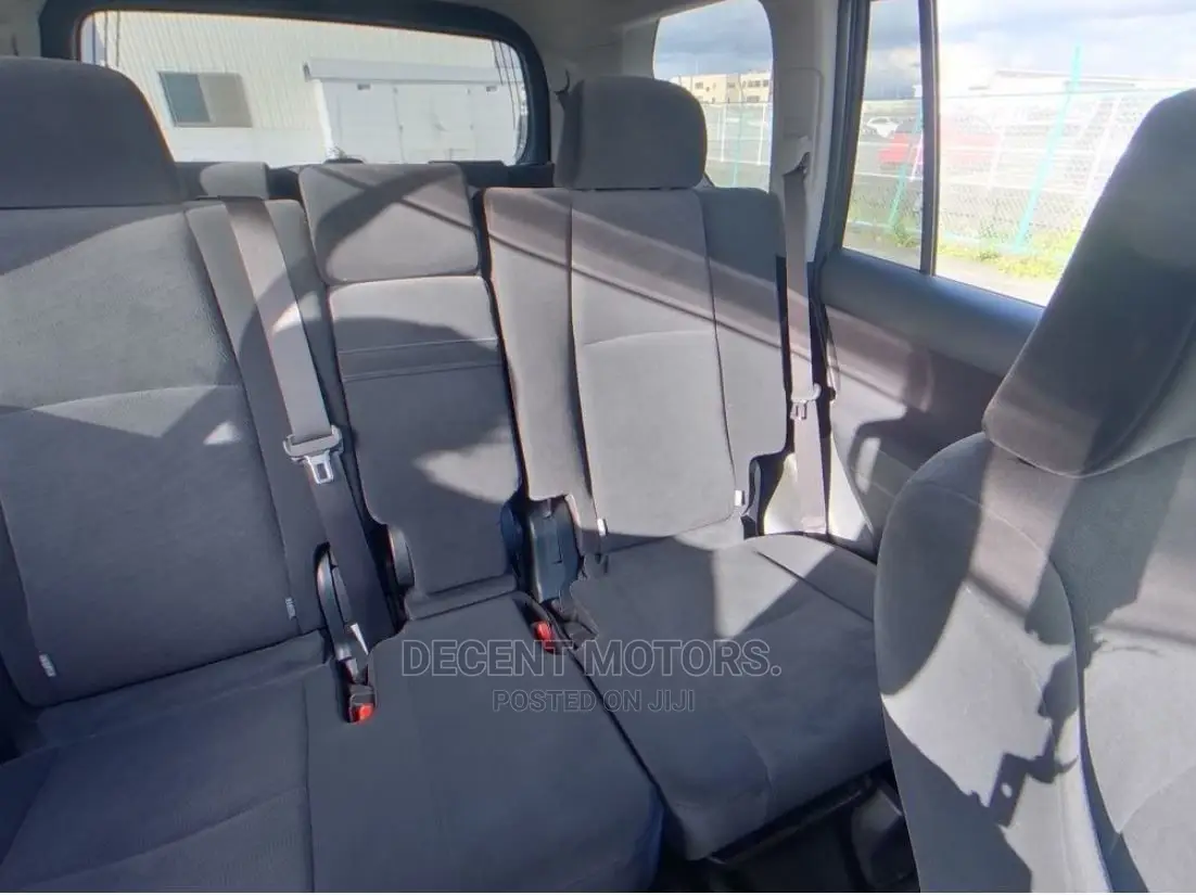 Toyota Land Cruiser Prado 2.8 2017 Blue