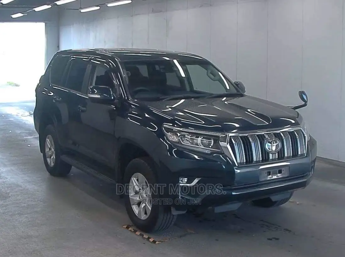 Toyota Land Cruiser Prado 2.8 2017 Blue
