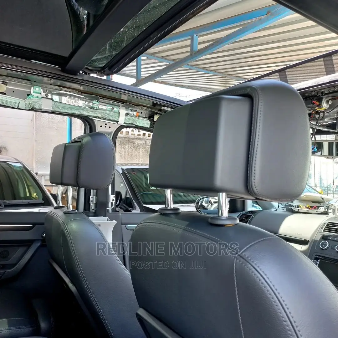 Volkswagen Touran 2016 Silver
