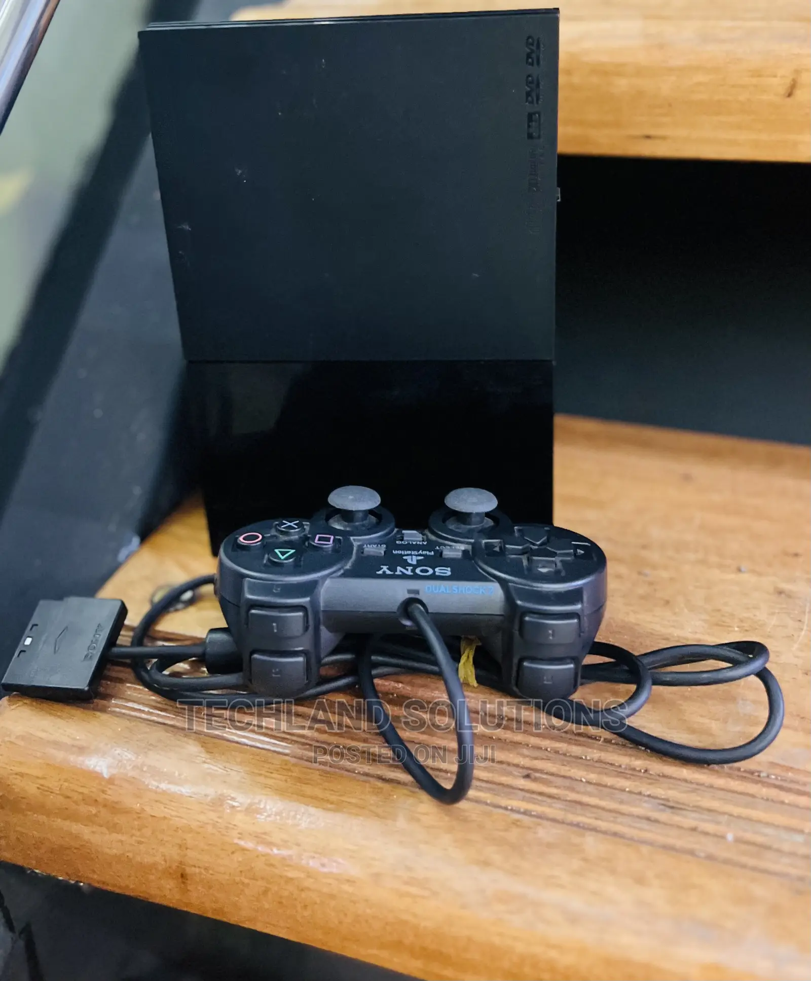 CHIPPED PLAYSTATION 2 (10games)