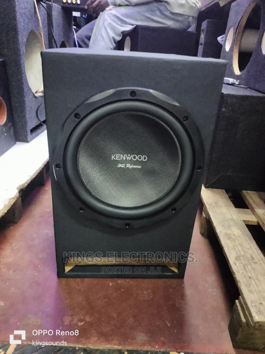 HQR Kenwood. 1500watts .