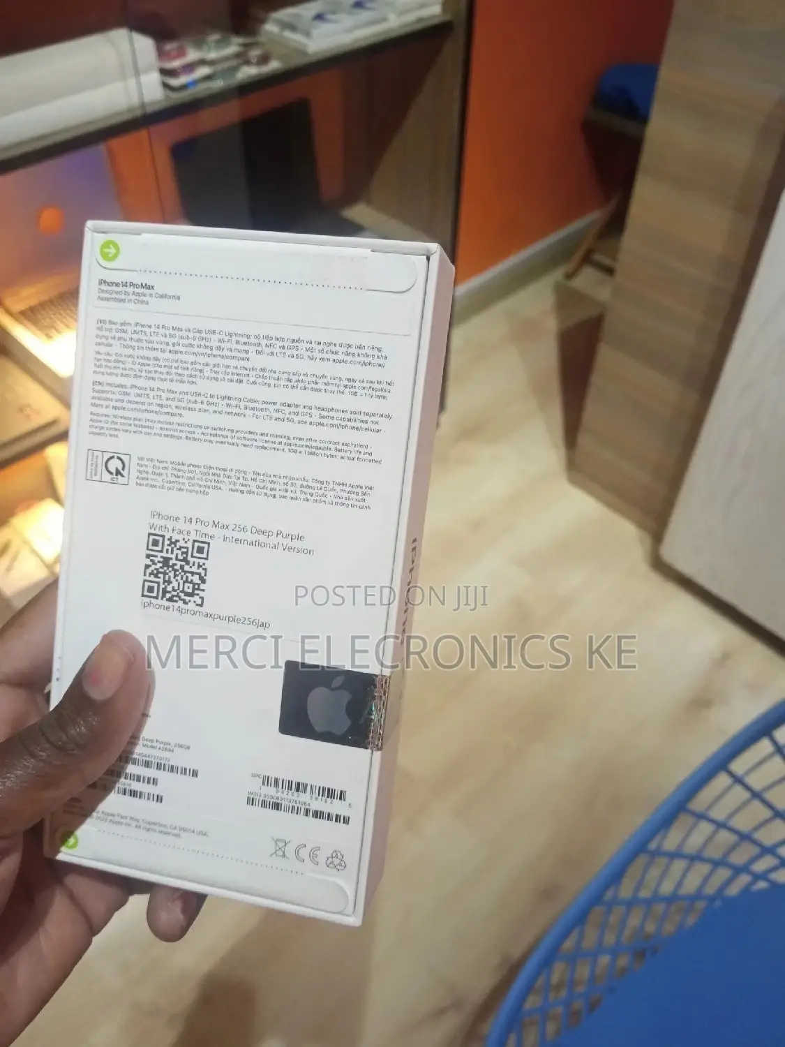 New Apple iPhone 13 256 GB Black