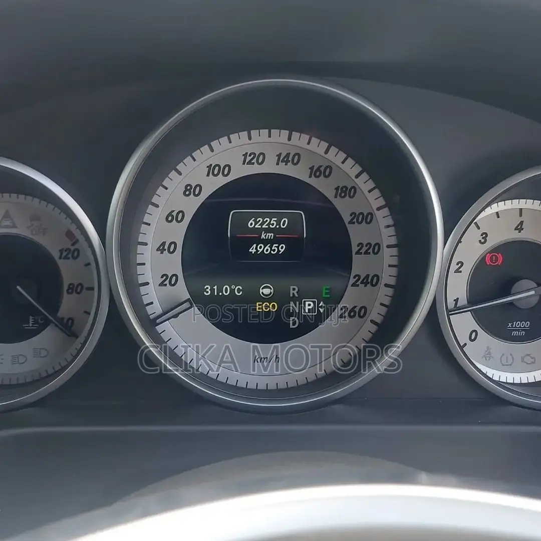 Mercedes-Benz E250 2016 Pearl