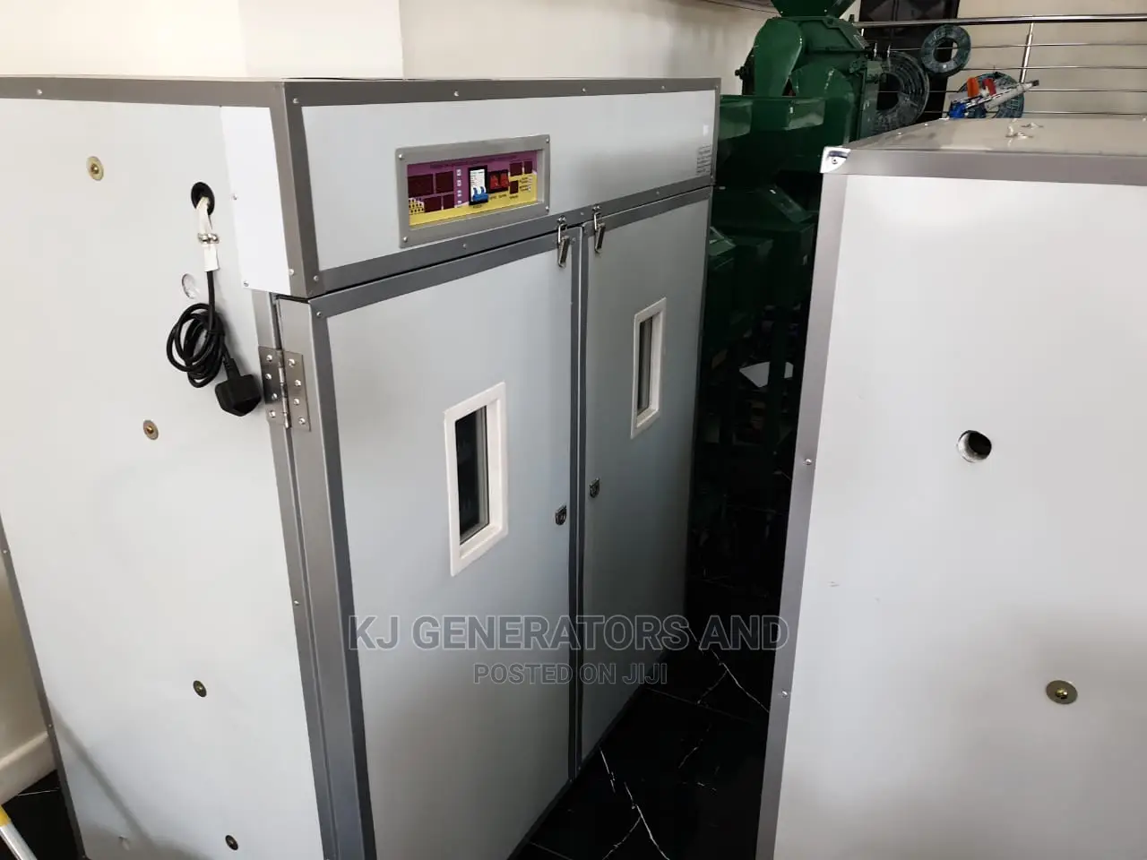 ML1056 Eggs Incubators
