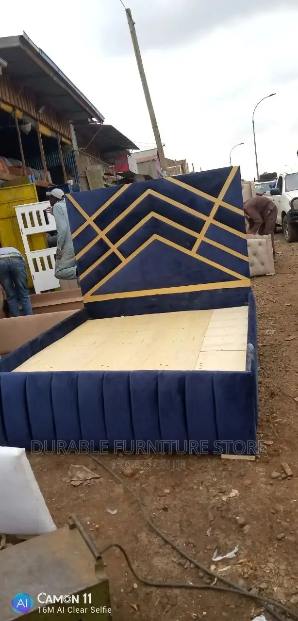 Tufted Bed 5 by 6