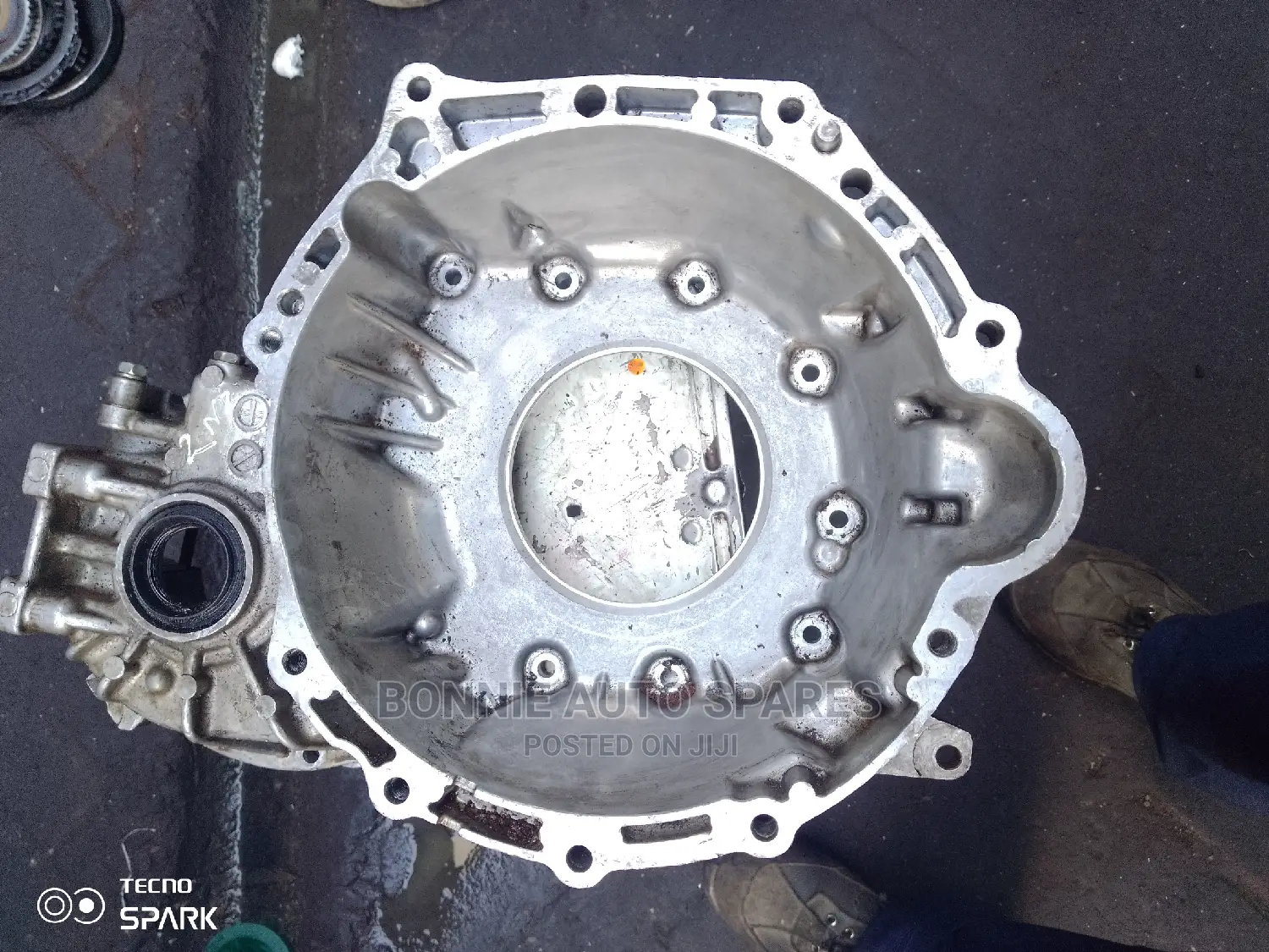 2nz Gearbox Bell Housing
