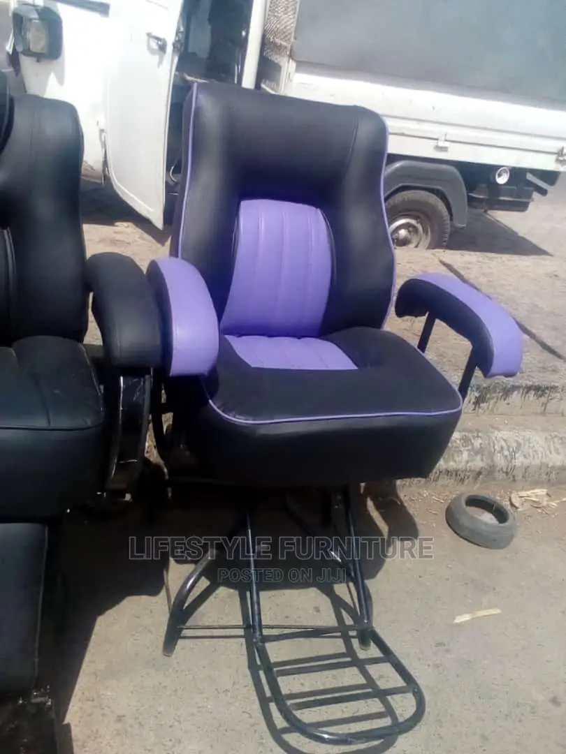 Purple Black Kinyozi Chair