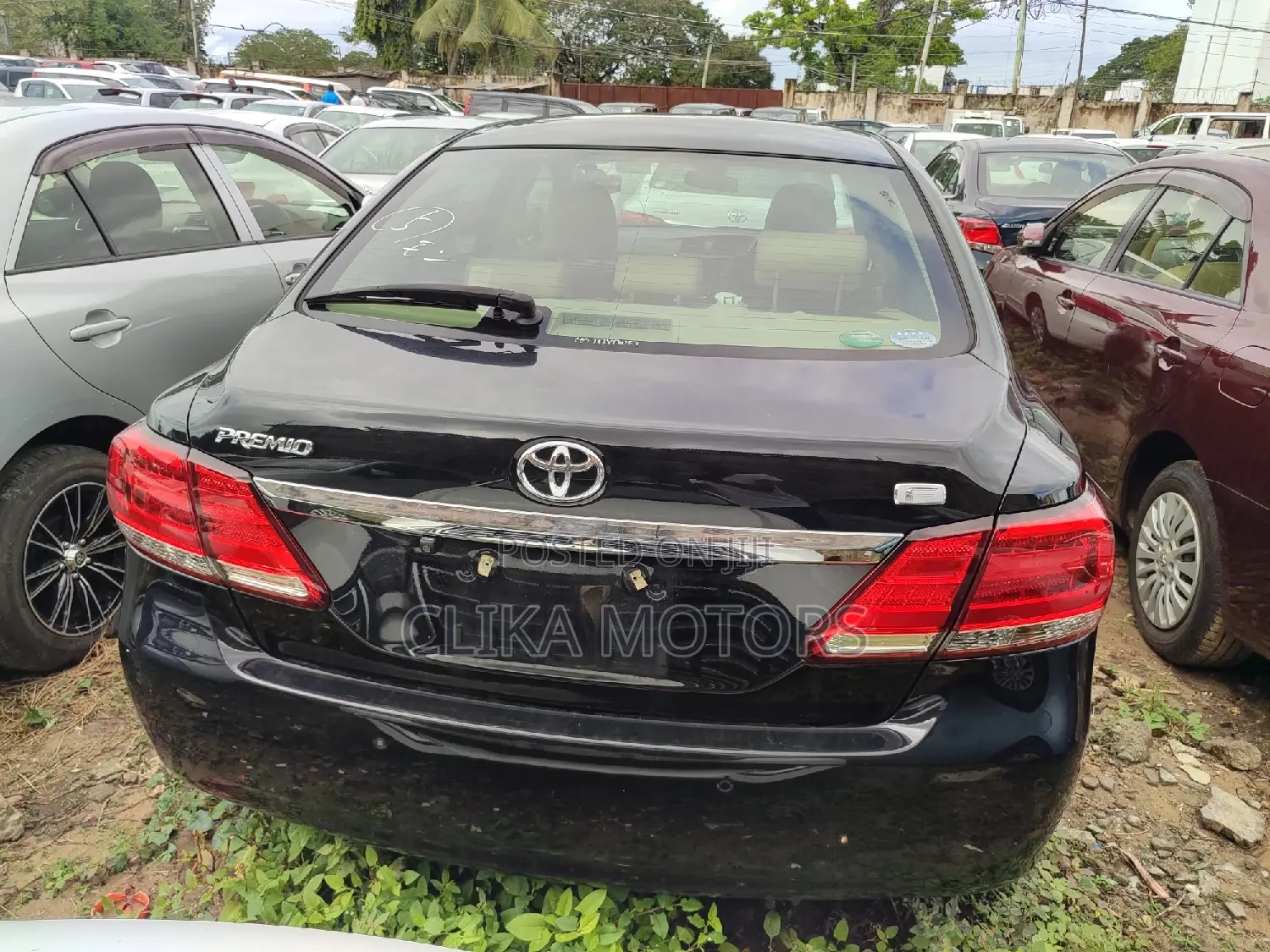 Toyota Premio 1.5 FWD 2016 Black