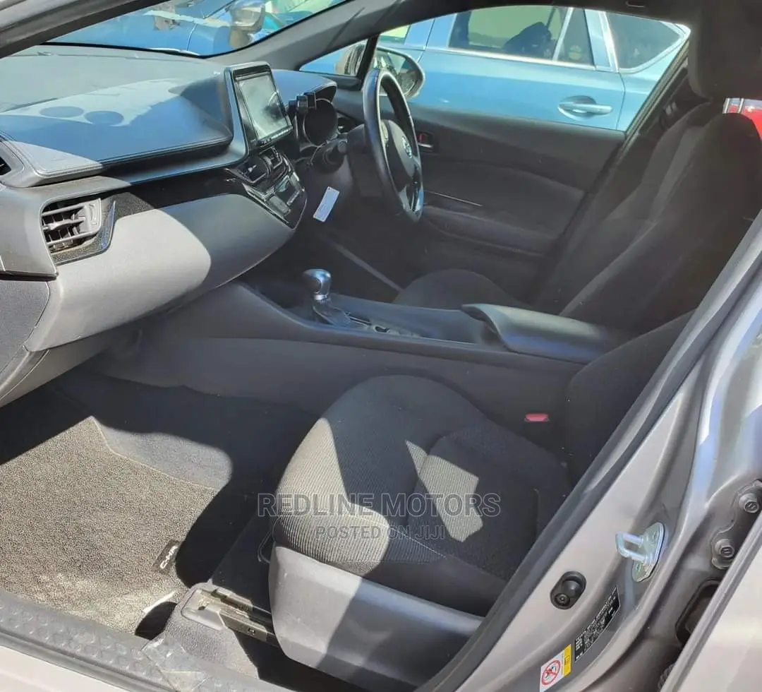 Toyota C-Hr 2018 Silver