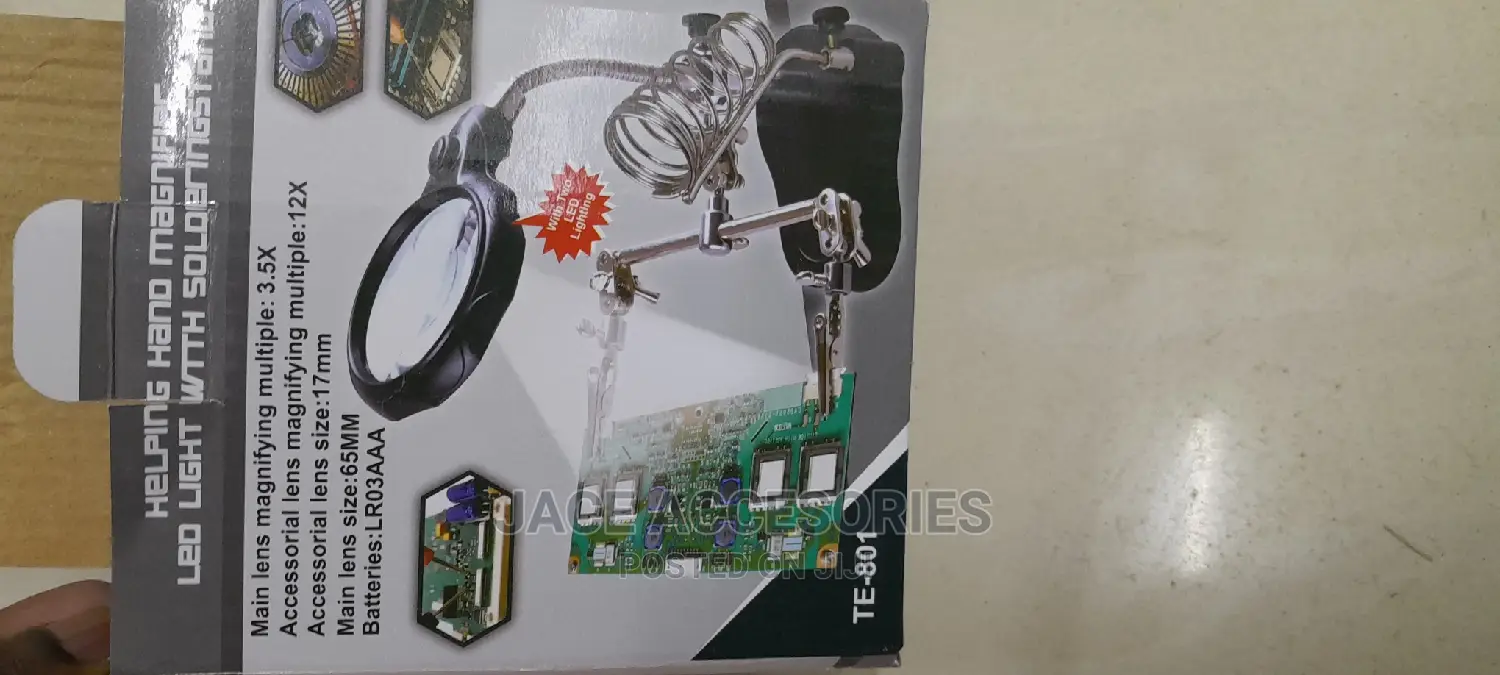 Magnifying Lens for Technicians
