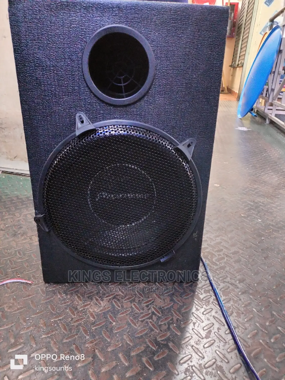 Pioneer Bass Speaker 1400watts .