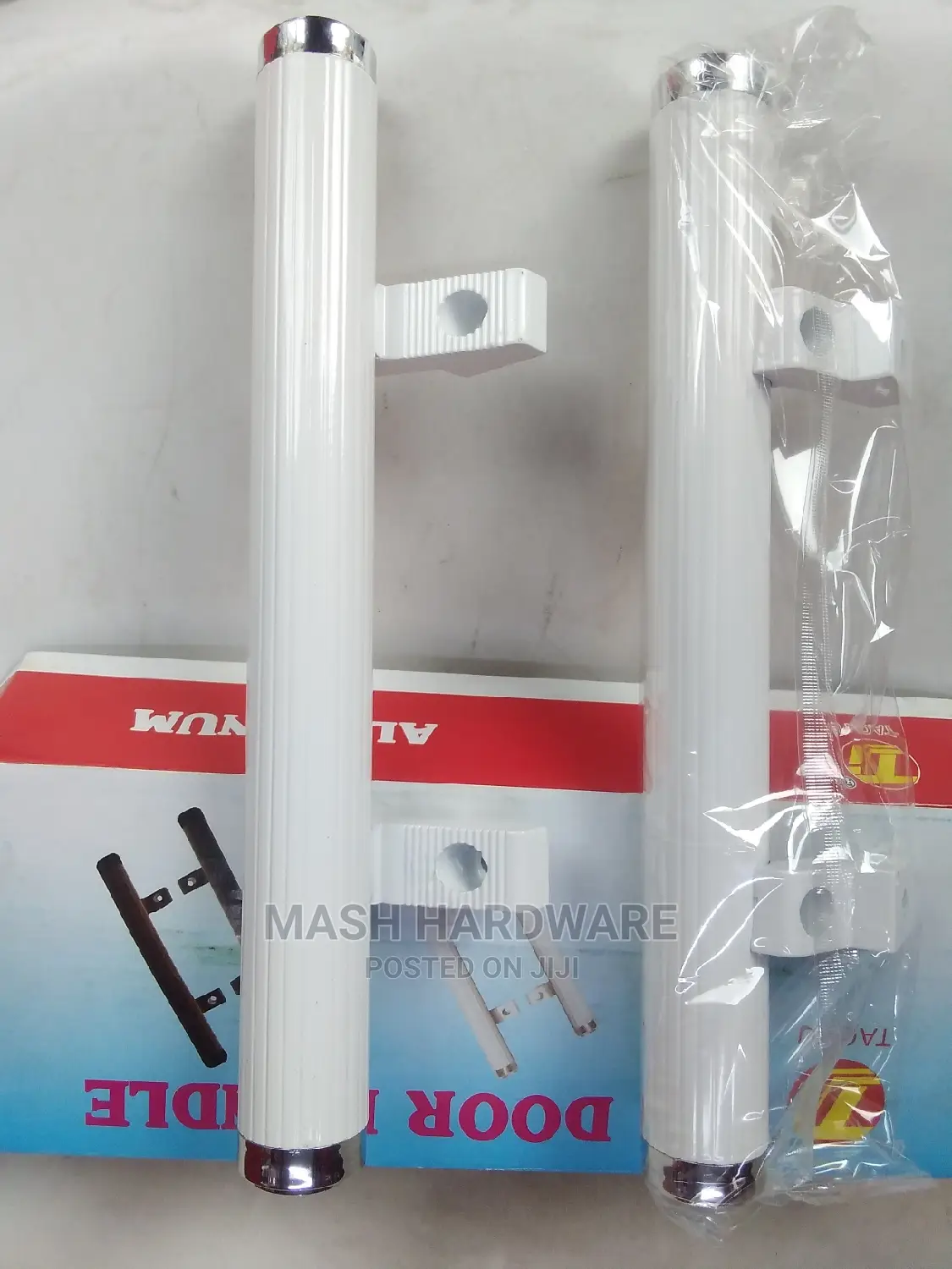 White Aluminum Pipe Handles