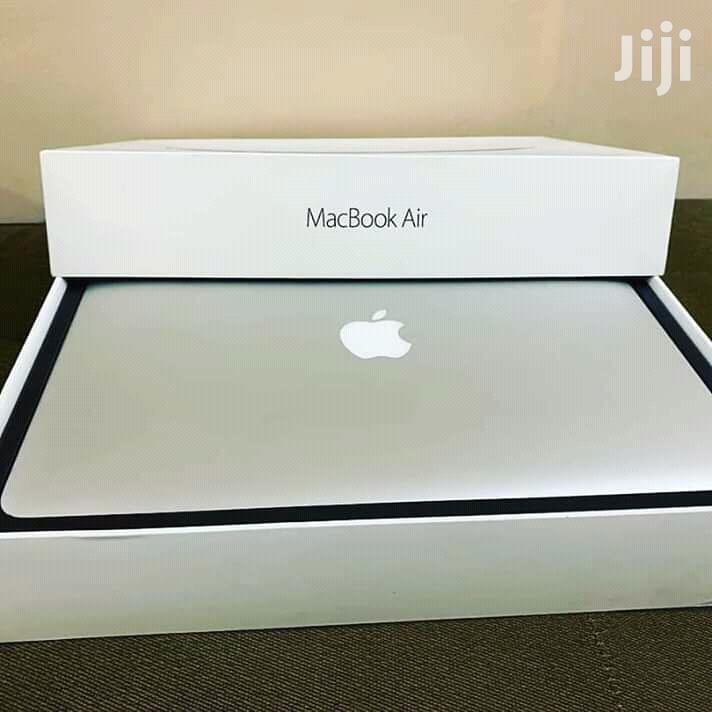 Laptop Apple MacBook Air 8GB Intel Core i5 SSD 256GB