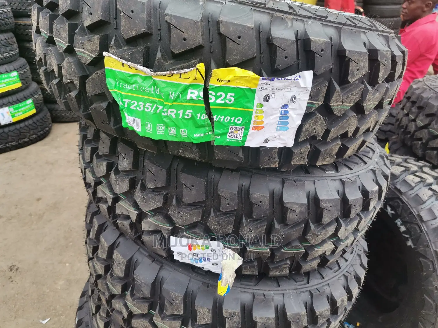 235/75r15 Kapsen Tyre (M/T
