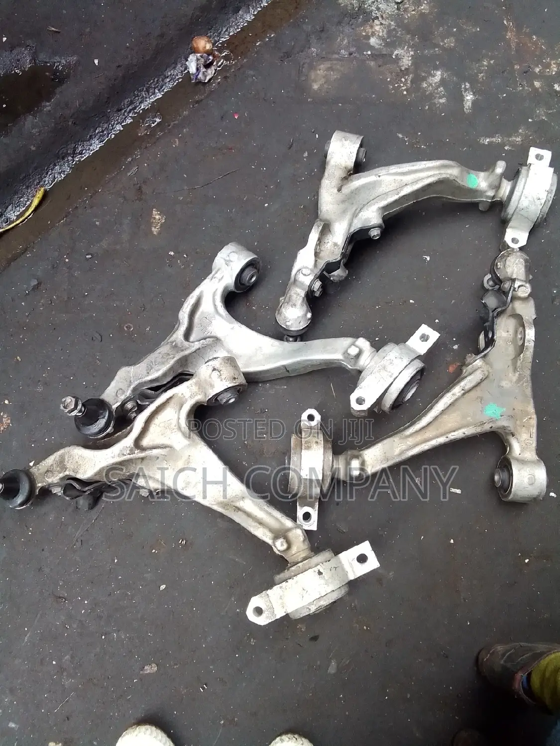 Nissan Fuga Suspension Arms