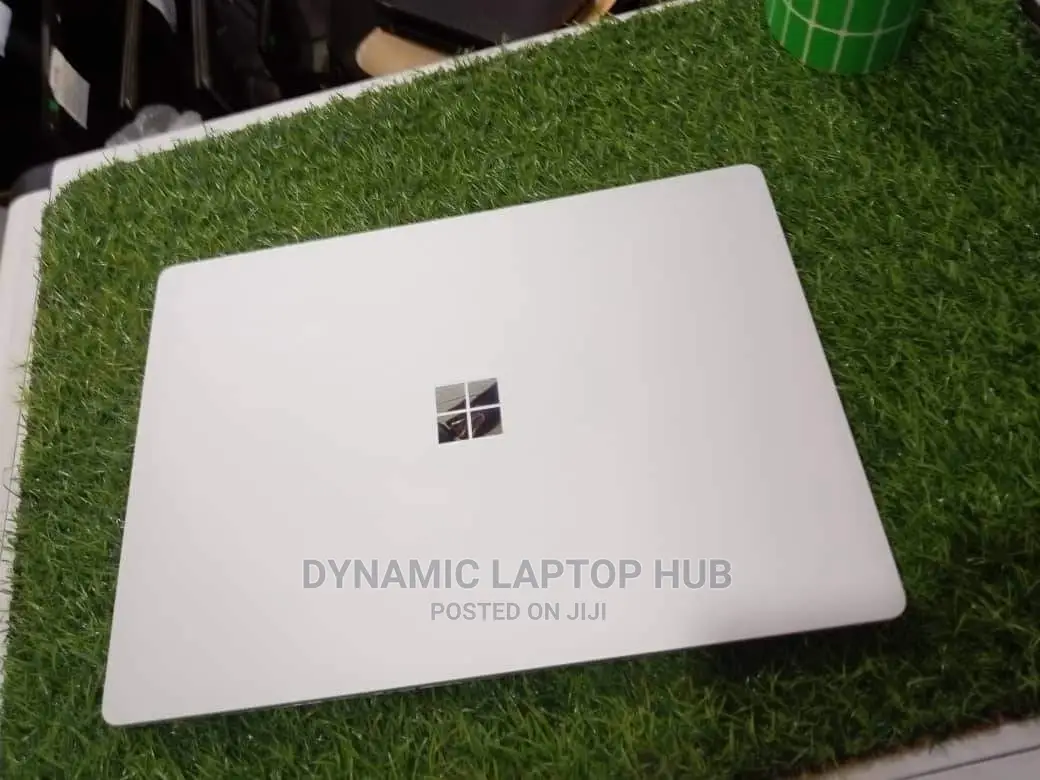Laptop Microsoft Surface Book 8GB Intel Core I5 SSD 256GB