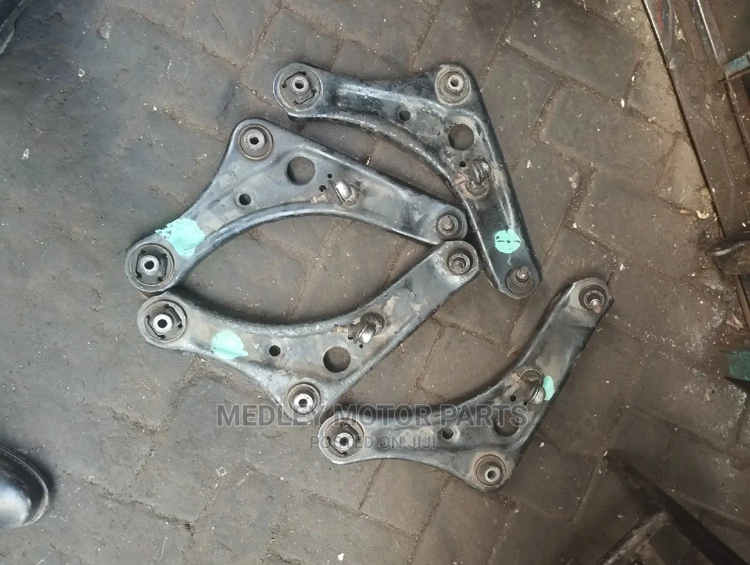 Control Arms Nissan Dayz