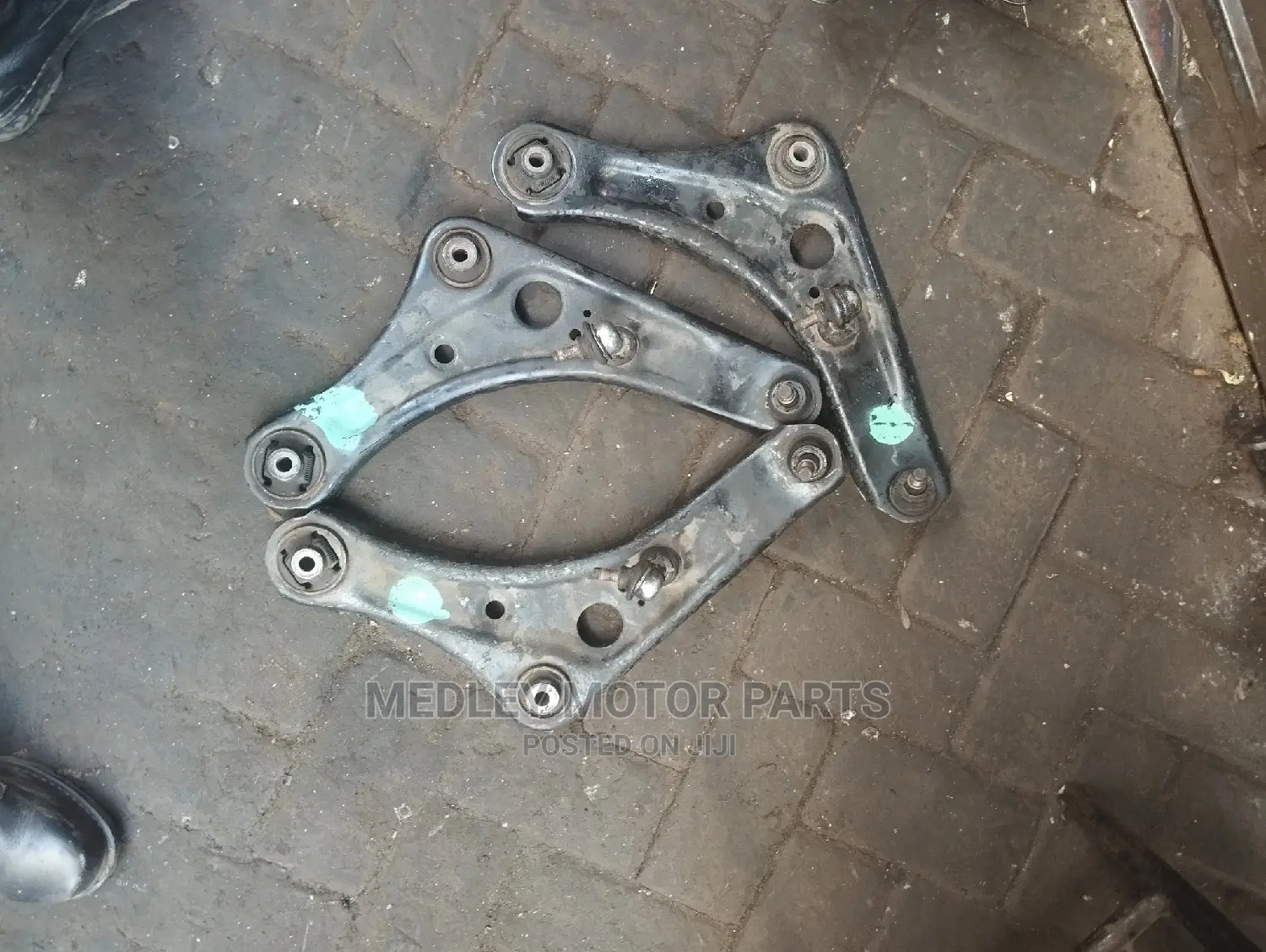 Control Arms Nissan Dayz