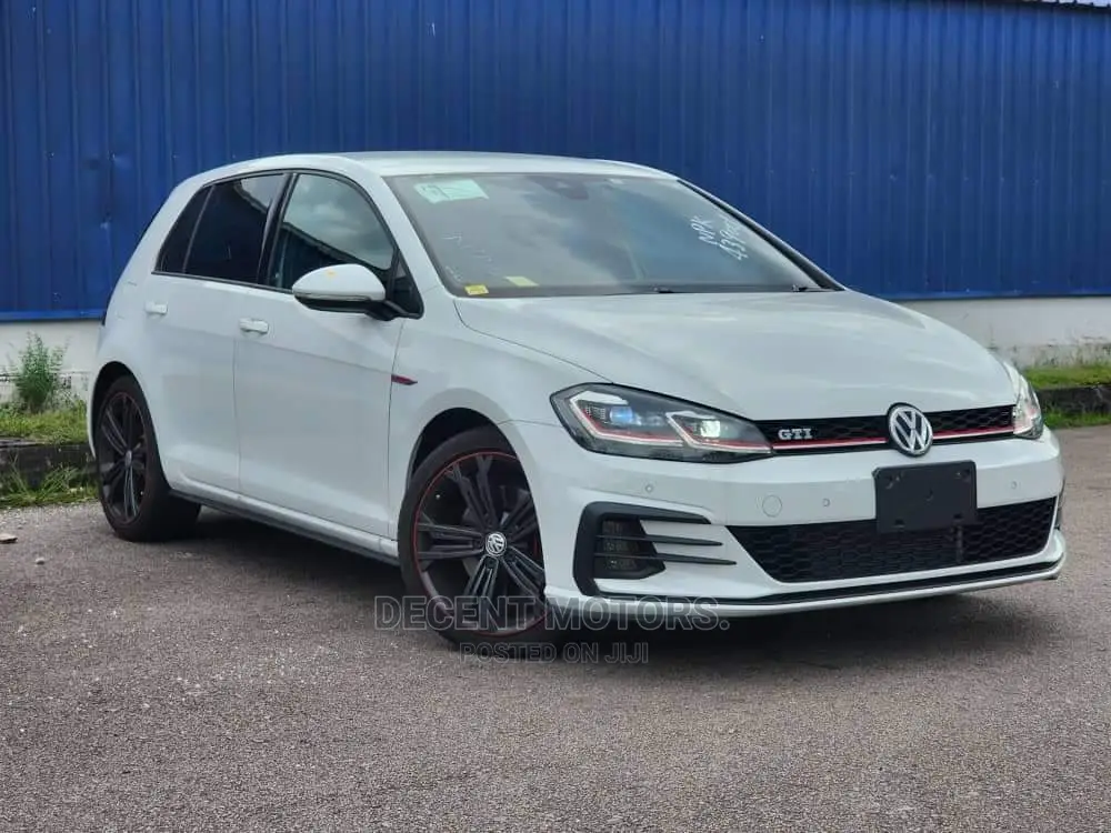 Volkswagen Golf 2017 White