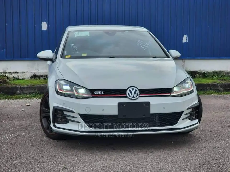 Volkswagen Golf 2017 White