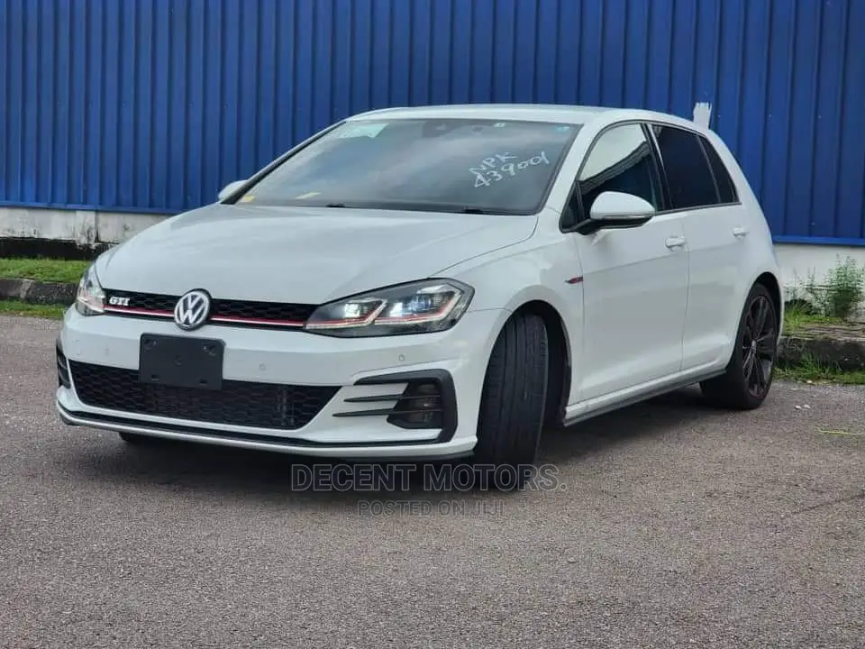 Volkswagen Golf 2017 White