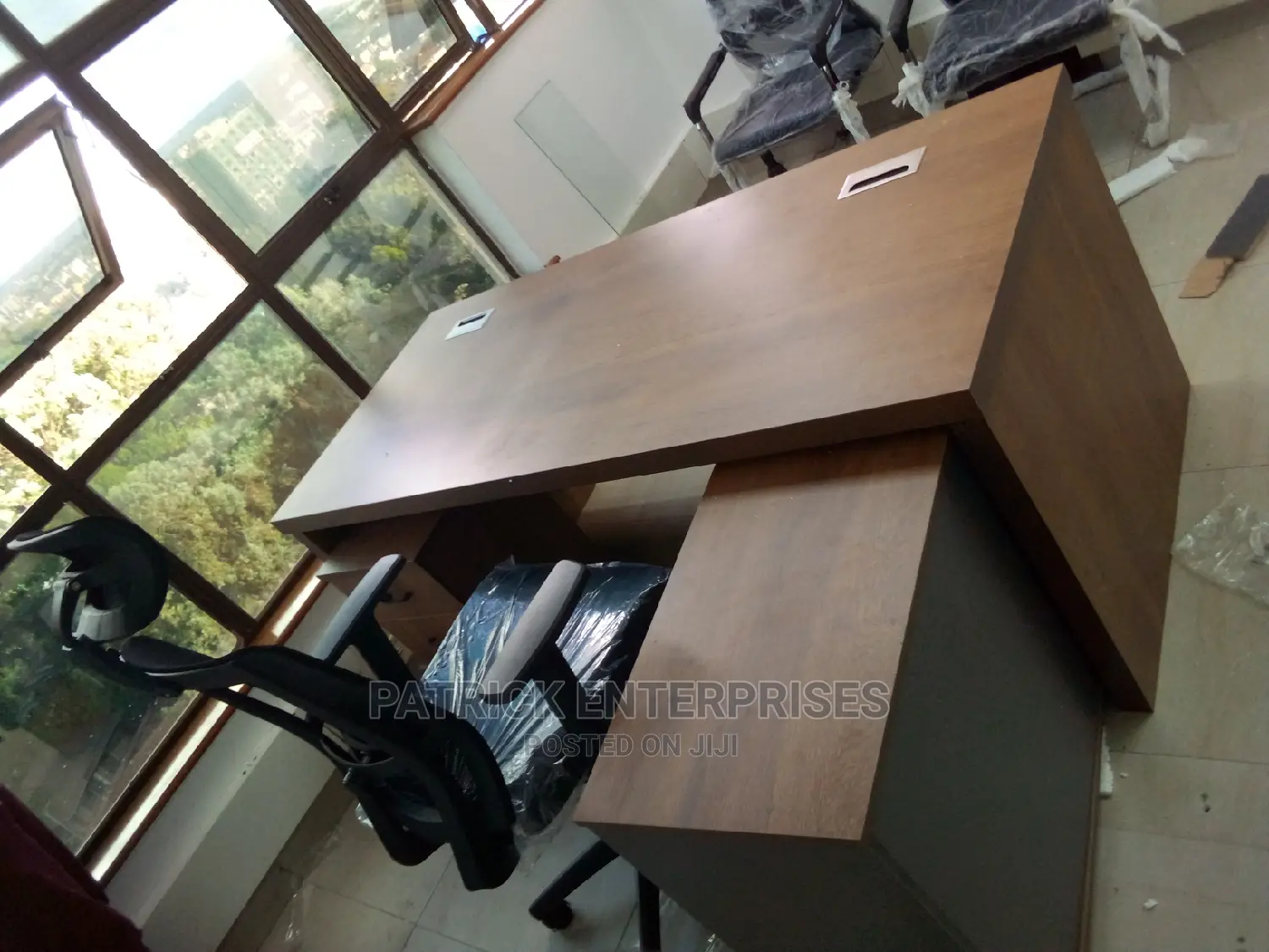 Executive Office Directors Office Desk 1.8 MTRS