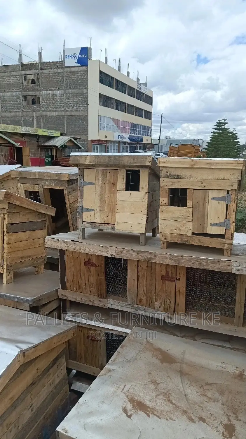 Small Kennels/ Japanese Spits Houses