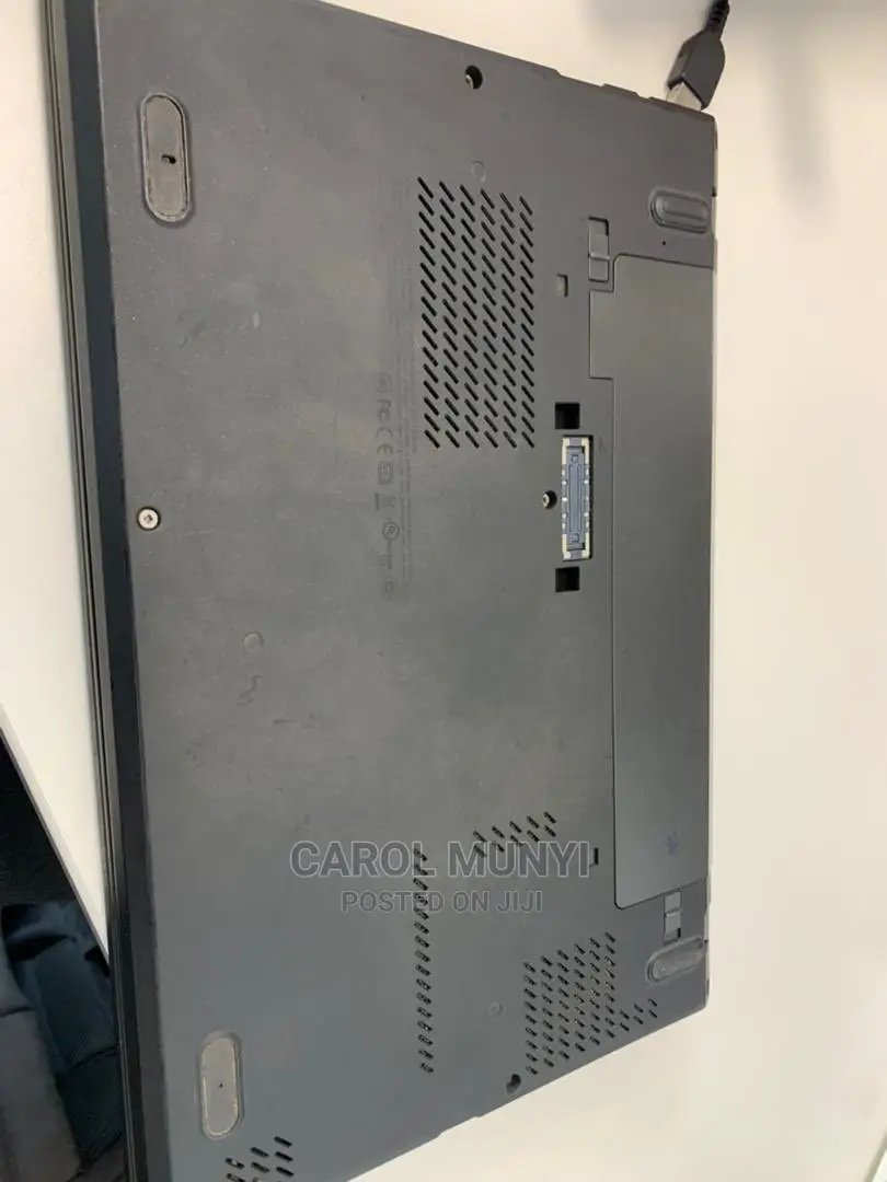 Laptop Lenovo ThinkPad X240 4GB Intel Core I5 HDD+SSD 500GB