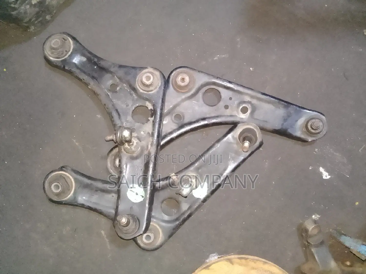 Mitsubishi Ek Wagon Control Arms