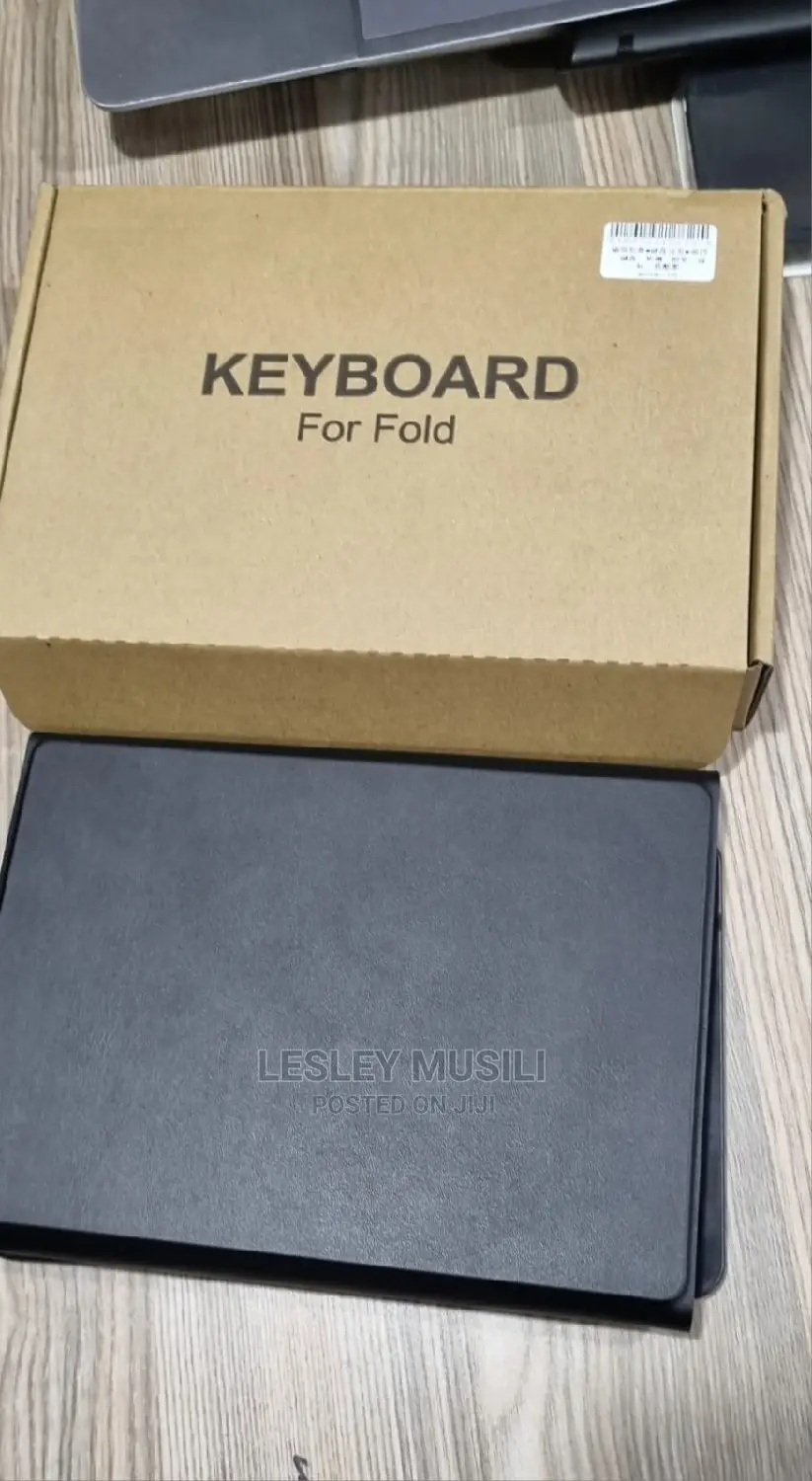 Samsung Galaxy Z Fold 4 With Wireless Bluetooth Keyboard