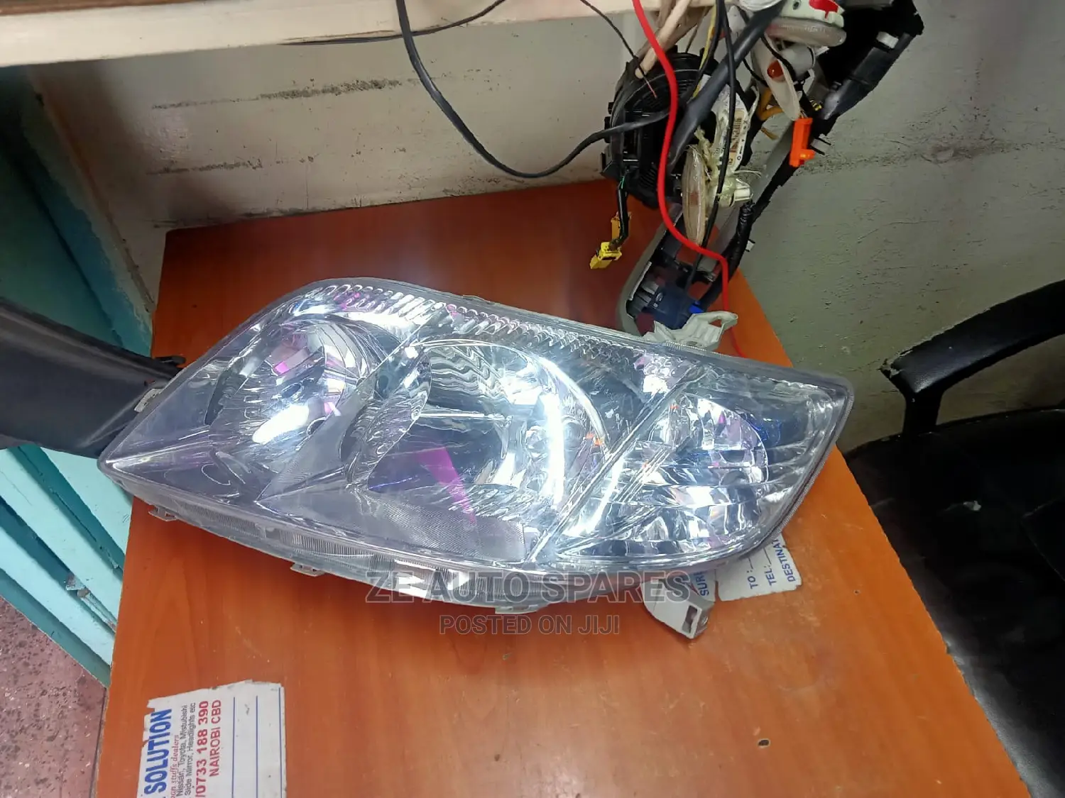 Fielder 2005 Non Xenon Headlight Very Clean