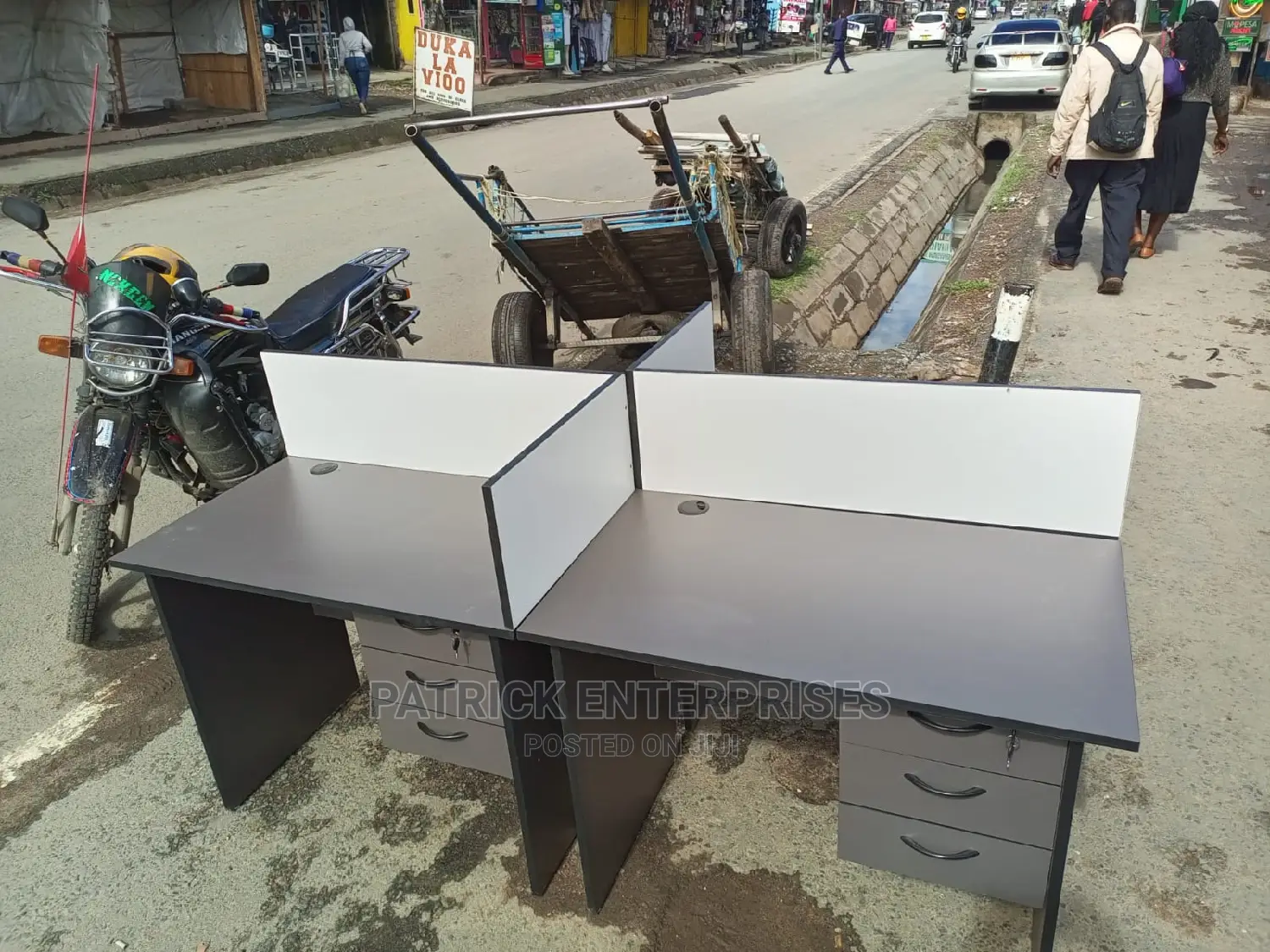 1.2 MTRS 4 Way Workstation