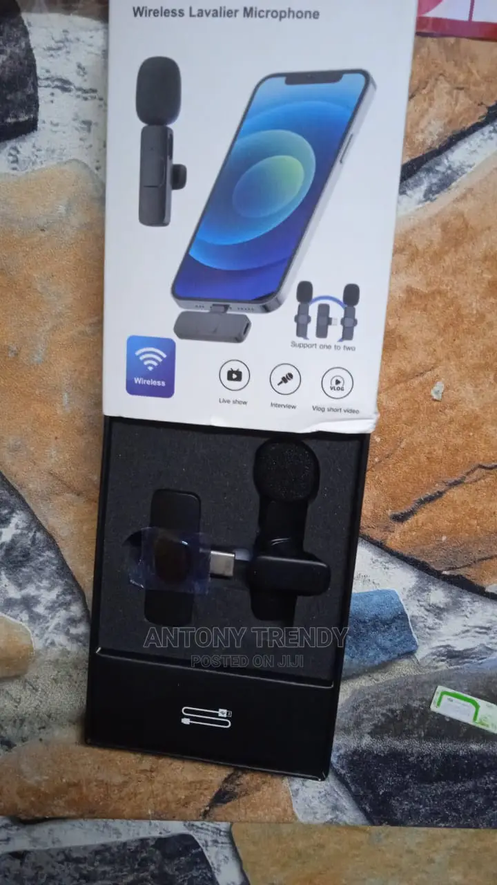 Wireless Lapel Microphone for Phone